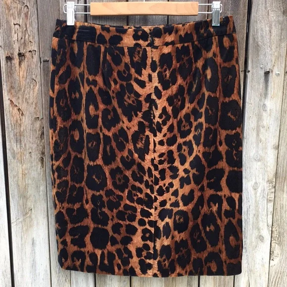 NWT Talbots Leopard Print Velvet Pencil Skirt 4P - Picture 9 of 13